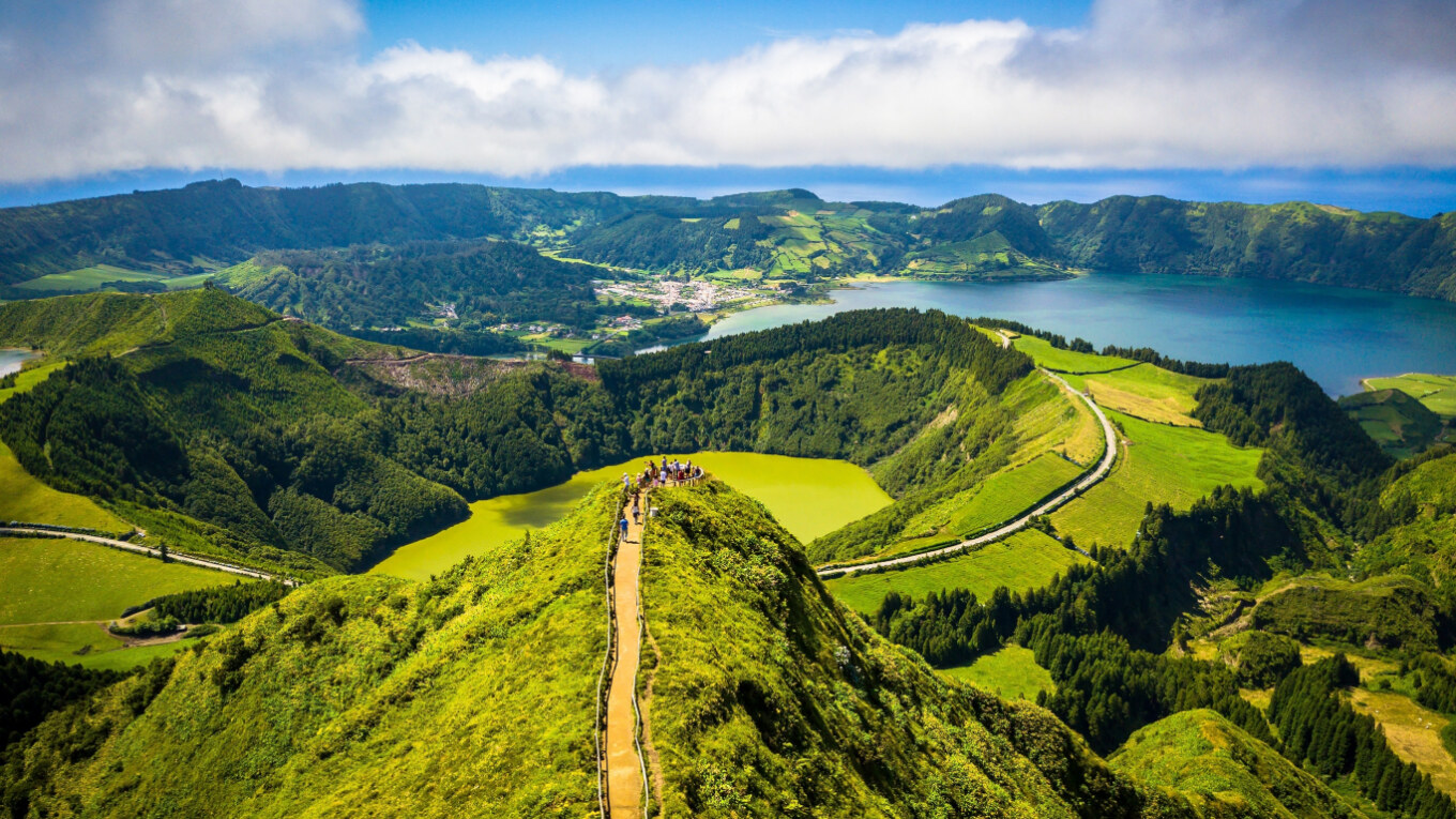 earth-landscape-green-hills1